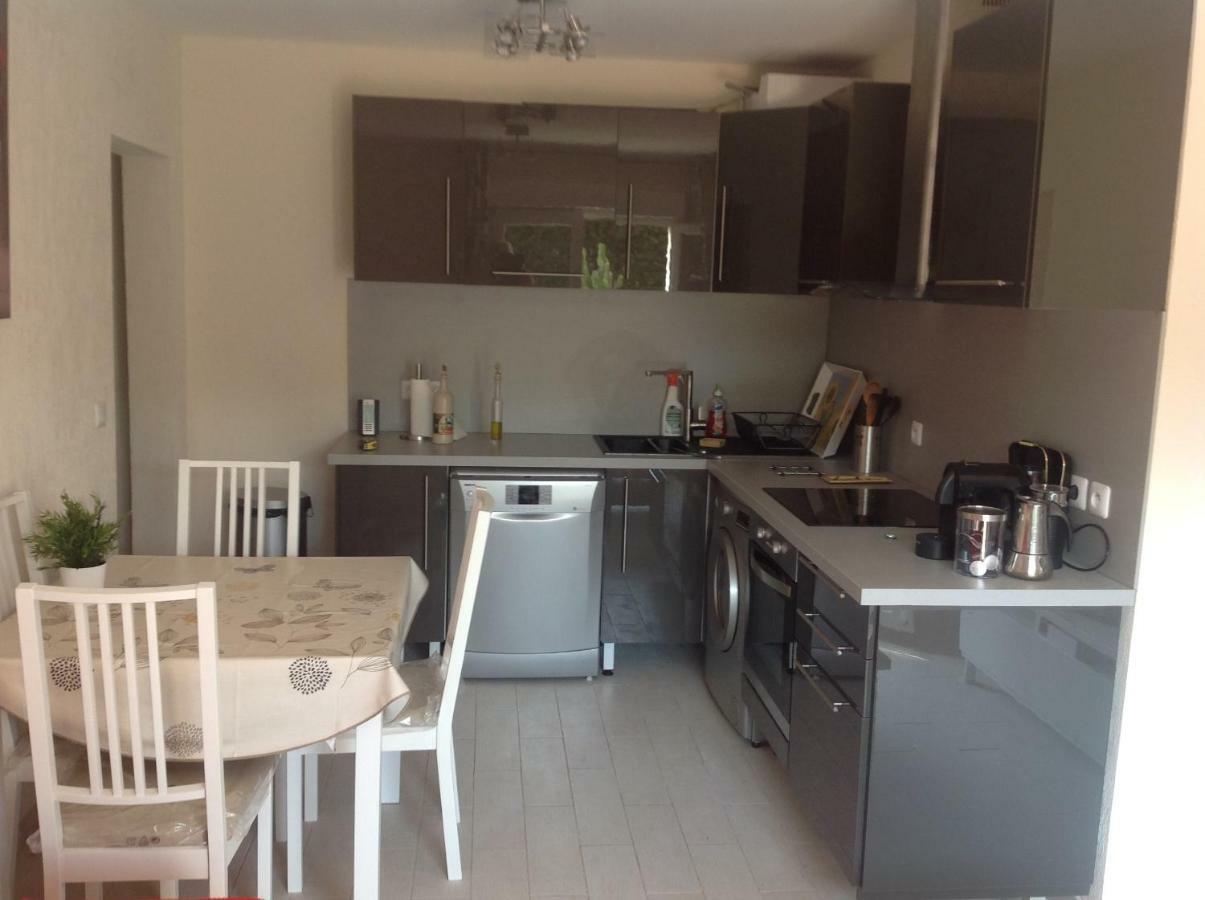 Rez De Du Pébrier Appartement